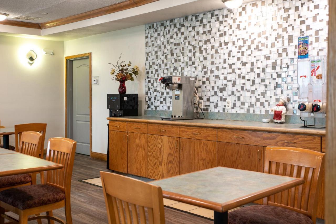Blisspoint Inn & Suites Marion Eksteriør bilde